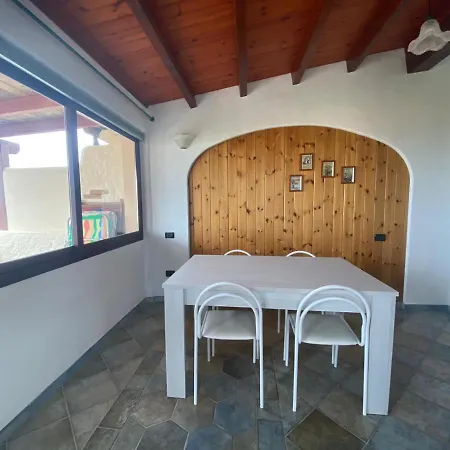 Bilo Vista Mare Agrustos 波尔托奥蒂罗卢